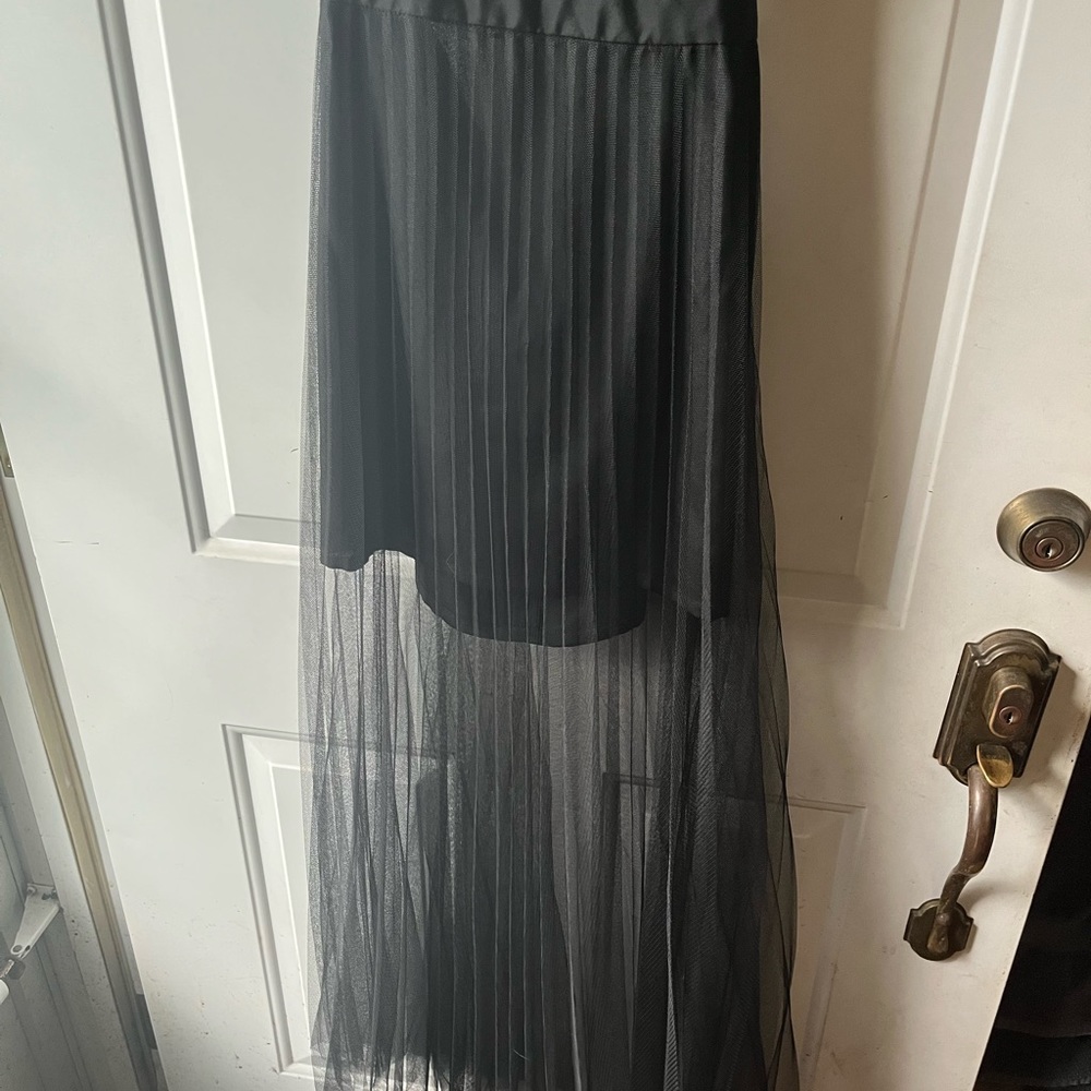 Dress - Picture 5 of 5